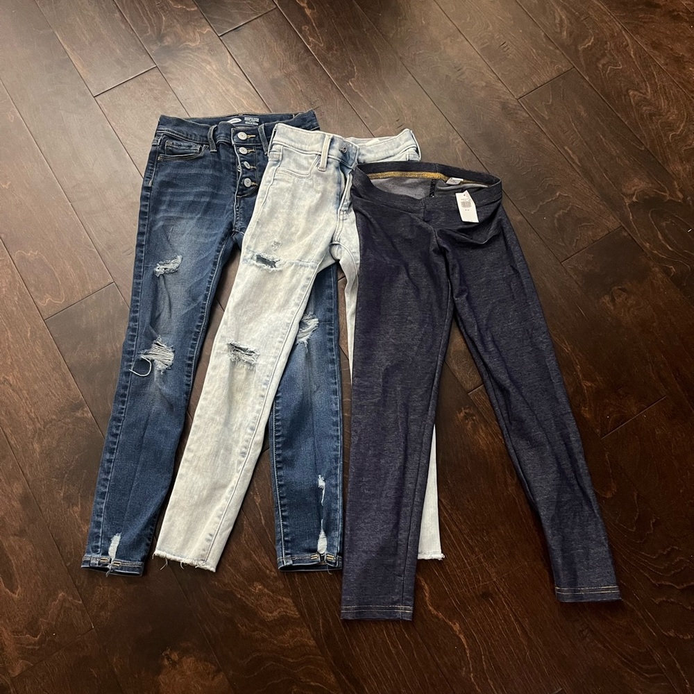 Girls Old Navy Jeans Bulk Size 8. Distressed jeans and Jeggings (NWT)